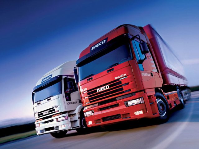 1382725015_1279686215_trucks_12926215302288